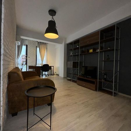 My Place Bucur Bucharest Luaran gambar