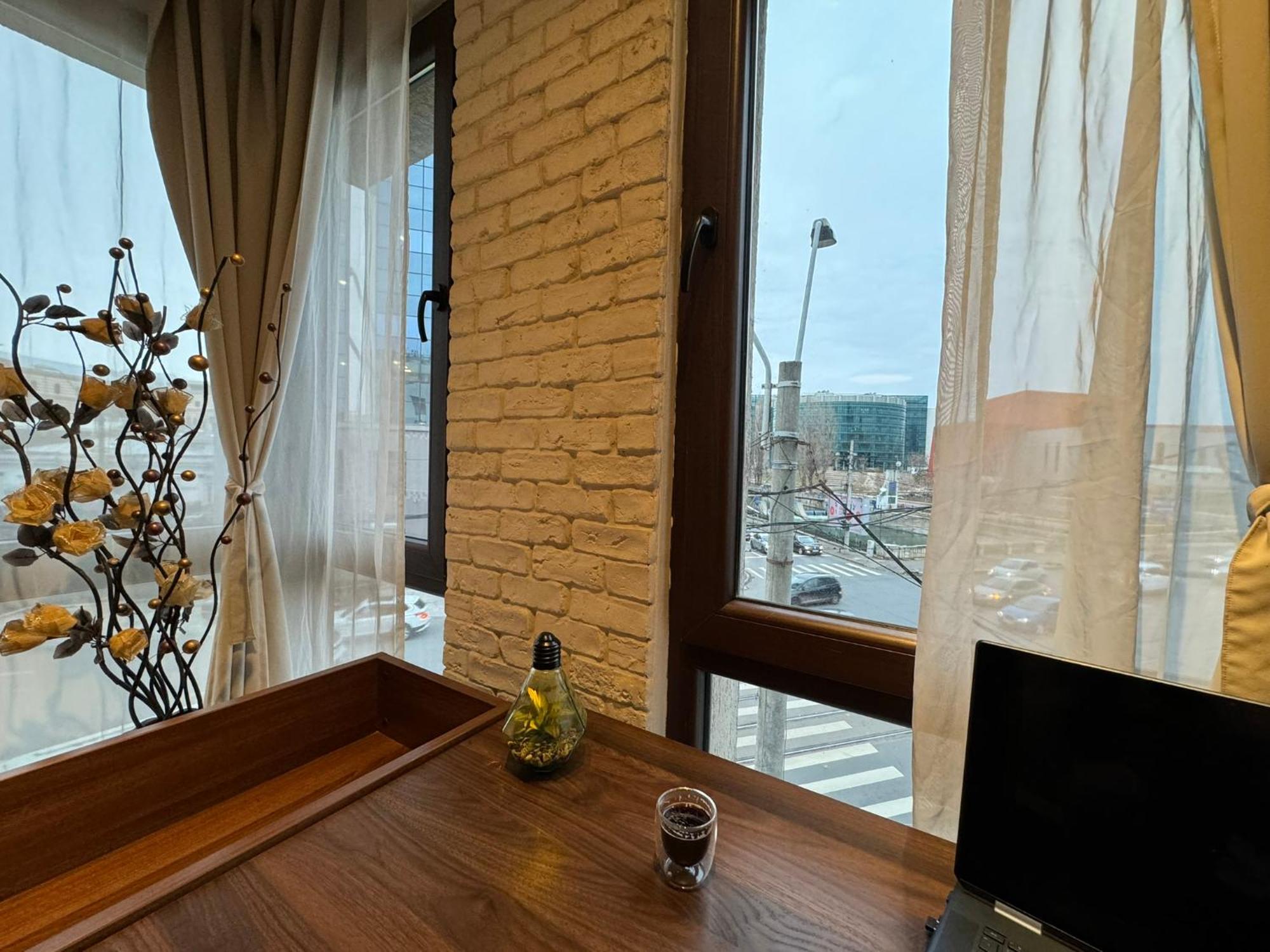My Place Bucur Bucharest Luaran gambar